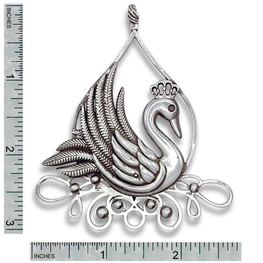 Swan Chatelaine
