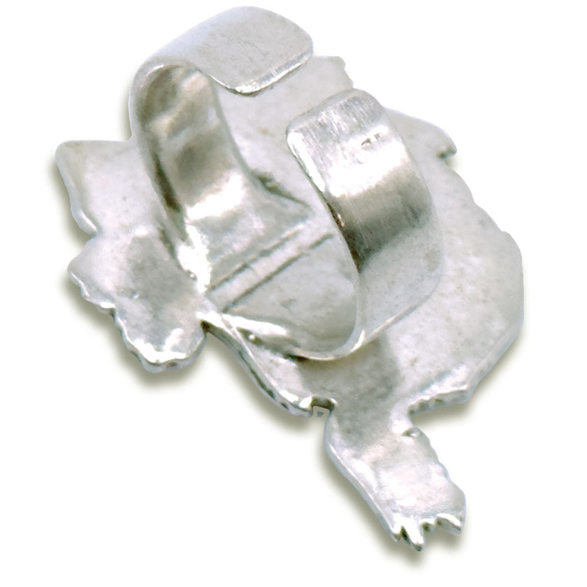 Close-up of the Sashiko Hummingbird thimble, a sterling silver thimble for sewing, designed for optimal control in quilting.