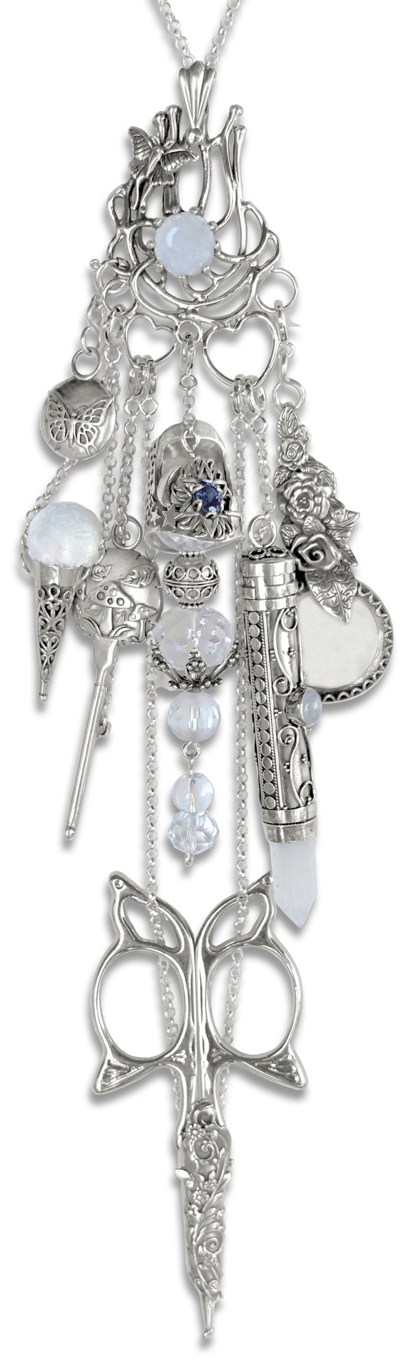Luna Chatelaine
