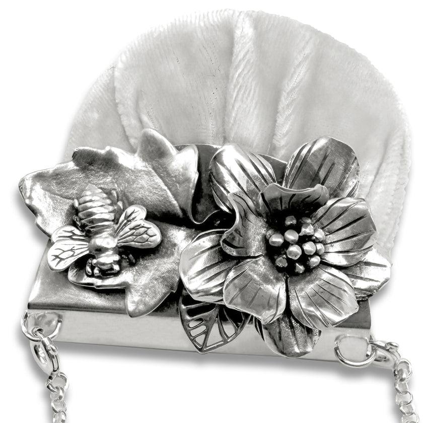 Flower Big Leaf Bee Pincushion Purse Frame