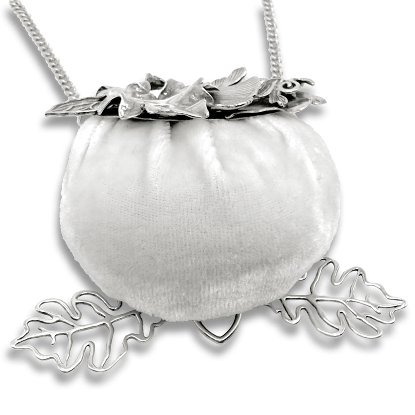 Lotsa Leaves Pincushion Purse Frame