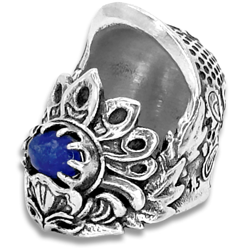 Jacobean Thimble with Gemstone featuring a blue gemstone, antique-style design, artisan silver craftsmanship.