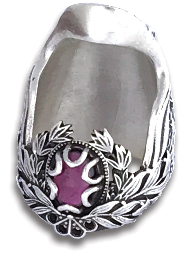 Lily of the Valley Gem Thimble featuring a vintage design and stunning gemstones in sterling silver.